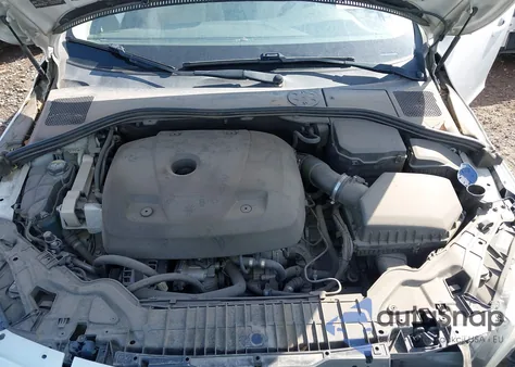 2017 Volvo S60 T5 Dynamic z USA, uszkodzony, nr VIN YV126MFL6H2423997